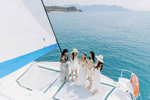 Island Cruise with Meal, Drinks, and Hotel Pickup