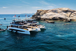 Luxury Yacht Cruise with Scuba Diving & Lunch