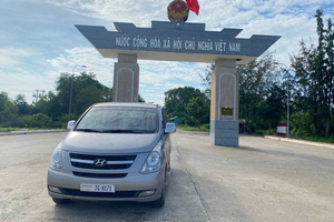 Privat taxa fra Phnom Penh til Ha Tien færgeleje til Phu Quoc