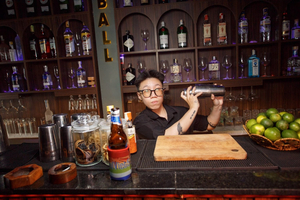 Highball Bar