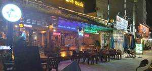 Little Paradise Bar & Restaurant