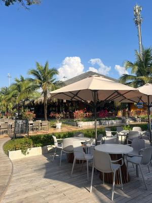 Ocean Vibes Beach Bar