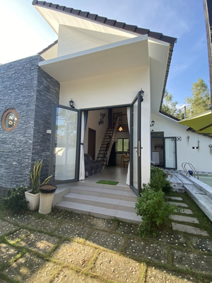 Summer Pool Villa