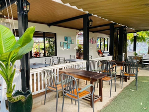 Xu Garden Coffee & Hostel
