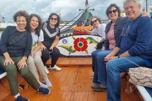 From Lisbon: Private Transfer to Porto with Aveiro Tour