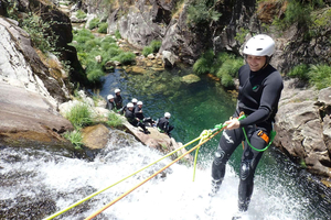 Desde Oporto: Barranquismo - Excursión de Aventura