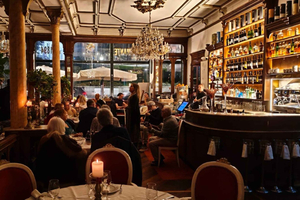 Porto: Dinner with a Fado show and traditional Portuguese music