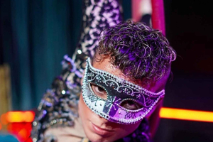 Porto - Mask Night Dinner & Cabaret Experience