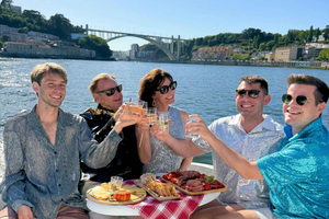 Tour en barco por Oporto: Puentes, desembocadura del río, vino y comida