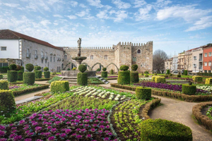 Porto Tour: Braga & Guimarães - Half Day in the Place Where Portugal Was Born!