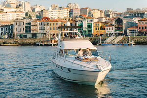 Private Douro River Yacht Cruise with Swim & Drinks