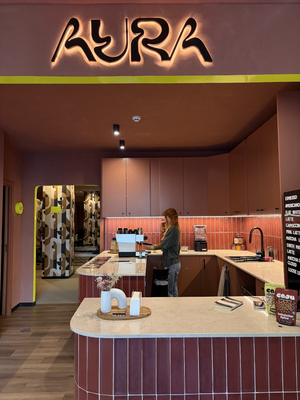 Aura Wellness Bar