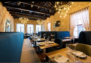 GLOW - Restaurante & Bar