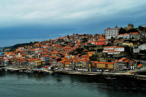 Porto: Yksityinen kuljetus Algarveen pysähdyksillä jopa 3 kaupunkiin asti.