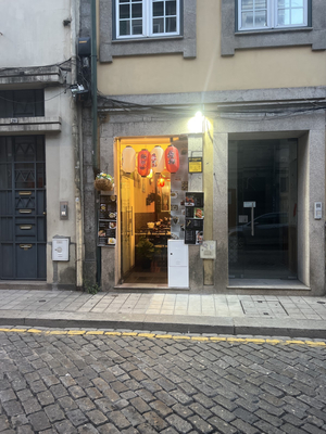 Ramen and sushi house