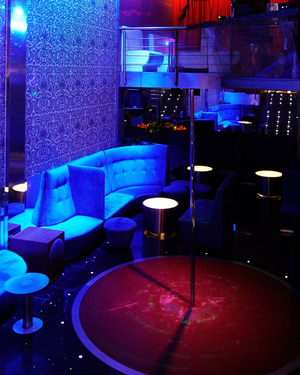 Space Night Club - Stripclub Porto