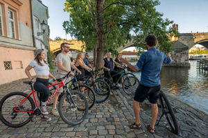 3–Hour Communism and World War 2 E-Bike Tour