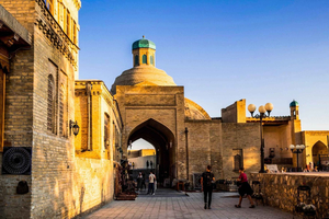 Bukhara Walking Tour: Ancient Streets to Majestic Monuments