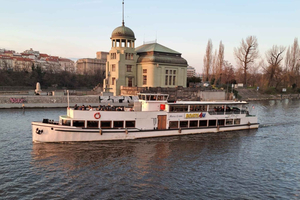 Evening cruise through Prague with buffet dinner