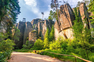 From Prague to Adršpach Rock City Guided Tour with Boat Ride