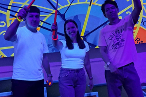 Praga: Minigolf Glow Golf con luz ultravioleta