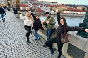 Praga: tour guidato dei pub storici con cibo e birra locali