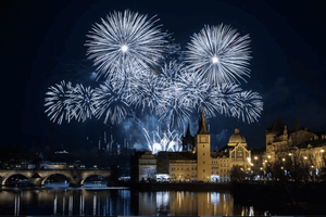 Praga: festa di Capodanno in barca VIP + after party nel miglior club