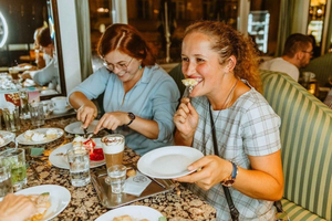 Old Town Fun Evening Food and Drink Tour