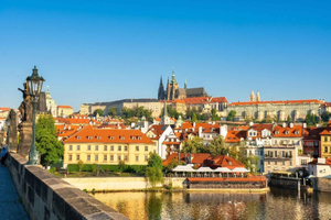 Prag Grand 2,5 time + 2 timers udvendig byvandring