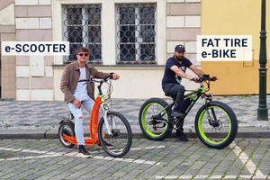 Prague Old Town: Guided Tour on eScooters