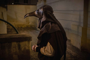 Prague: Plague Doctor Old Town History Walking Tour