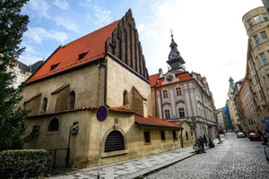 Prague: Synagogues and Jewish Quarter Private Walking Tour