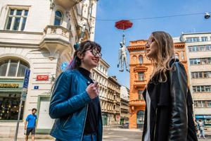 Praha: privat tilpasset tur med en lokal innbygger – ikoner og perler