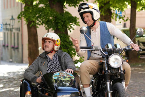 Praga: tour privado en sidecar de una motocicleta con guía
