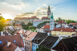 Vienna: Transfer to Prague via fabulous Cesky Krumlov