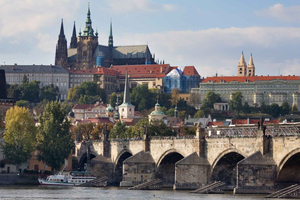Vltava Dinner Cruise & Exclusive City E-Book