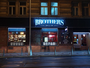Brothers Bar & Cafe