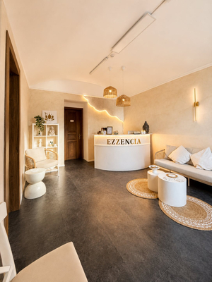 EZZENCIA - Thai & Asian Massage
