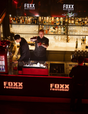 FOXX restobar