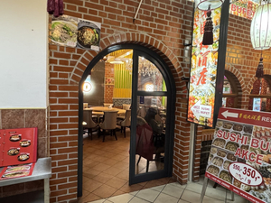 Smaragdová zahrada 老城区翠园大酒店