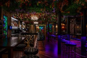 Zlatý Strom Bar & Club