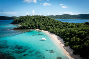 Fajardo: Privat båttur till Isla de Culebra med charcuteri