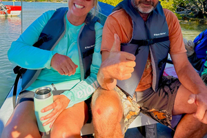 Gilligan Paradise: Snorkeling Adventure & Seafood Delight