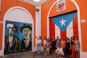 Old San Juan: Sunset Photo Walk & History Tour (Local Guide)