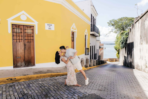 Private Vacation Photoshoot with Photographer in San Juan