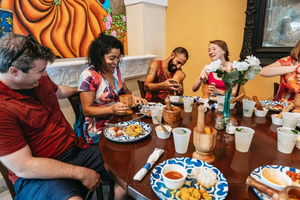 San Juan: Old Town Foodie Walking Tour with Tastings