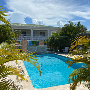 El Flamingo Beach Club