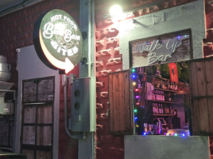 La Buena Barra - Bar Boricua