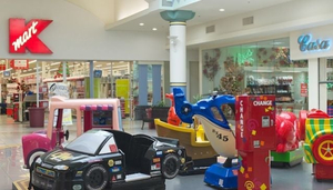 Las Catalinas Mall
