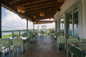 Okeah Modern Kitchen & Bar (Steakhouse & Seafood)